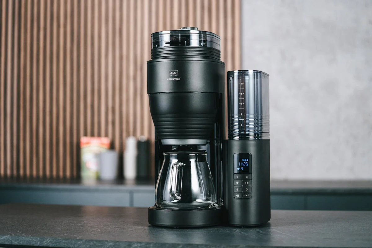 Image de notre  cafetière electrique Aromafresh au design innovant avec ses lignes épurées et harmonieuses