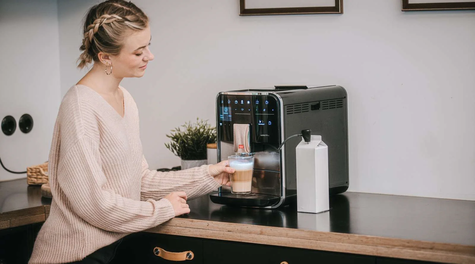 Produktbild von Barista TS Smart® Plus Kaffeevollautomat, Edelstahl - 11