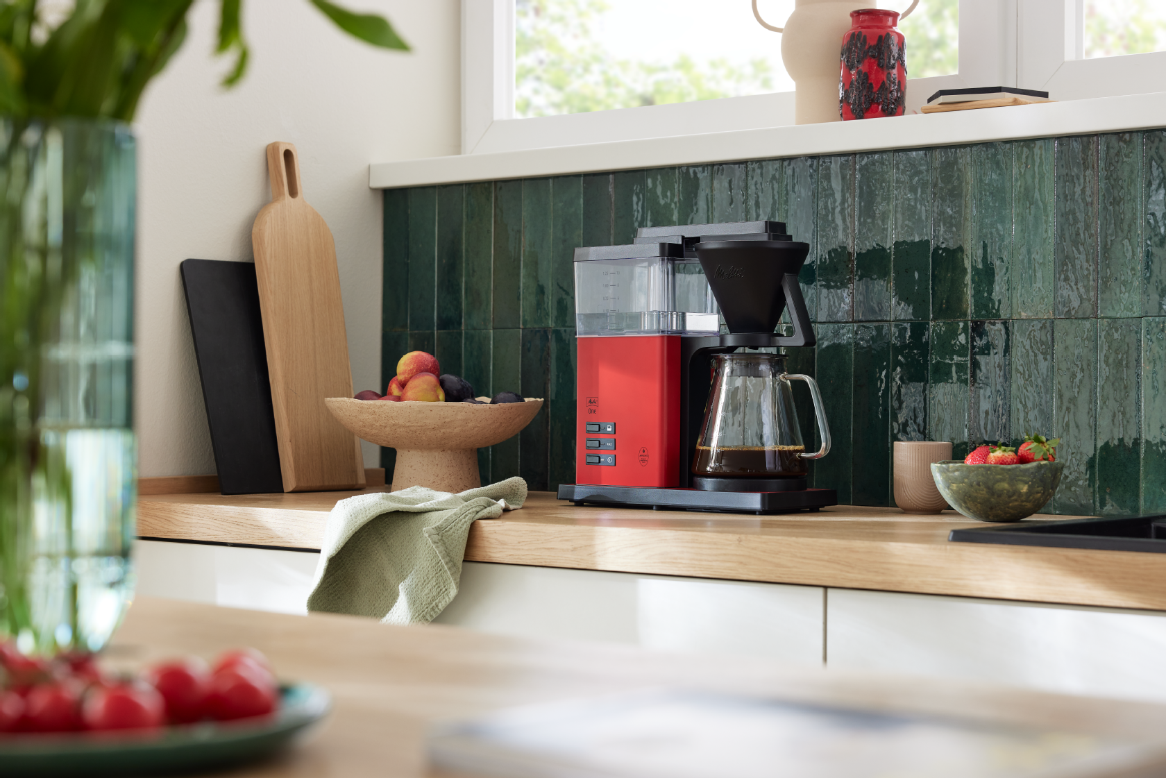 Melitta ONE® filterkaffemaskine i et moderne køkken