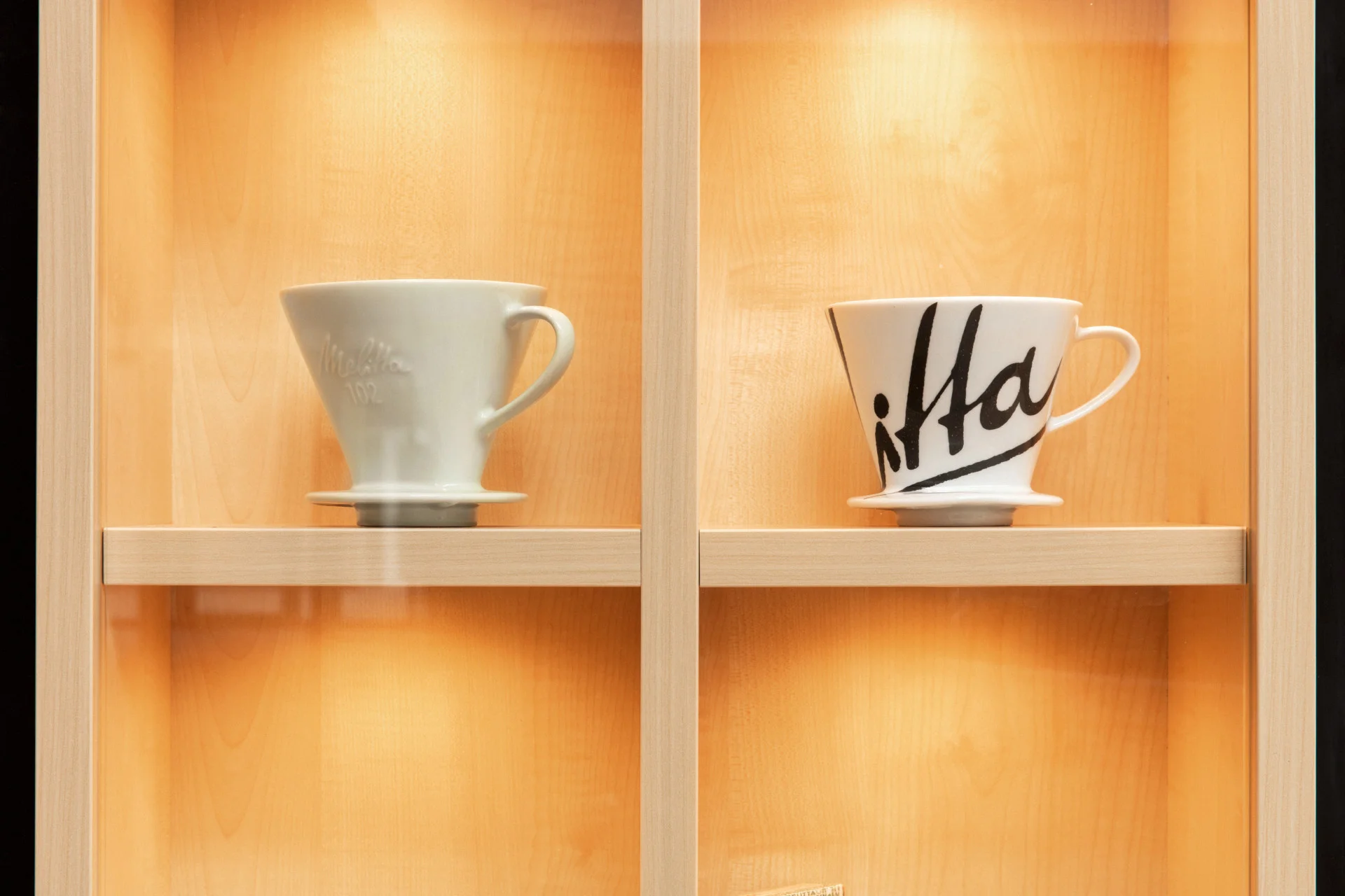 2 Melitta porseleinen opzetfilters