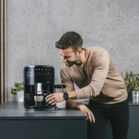 Produktbild von Barista T Smart® Kaffeevollautomat, Schwarz - 16