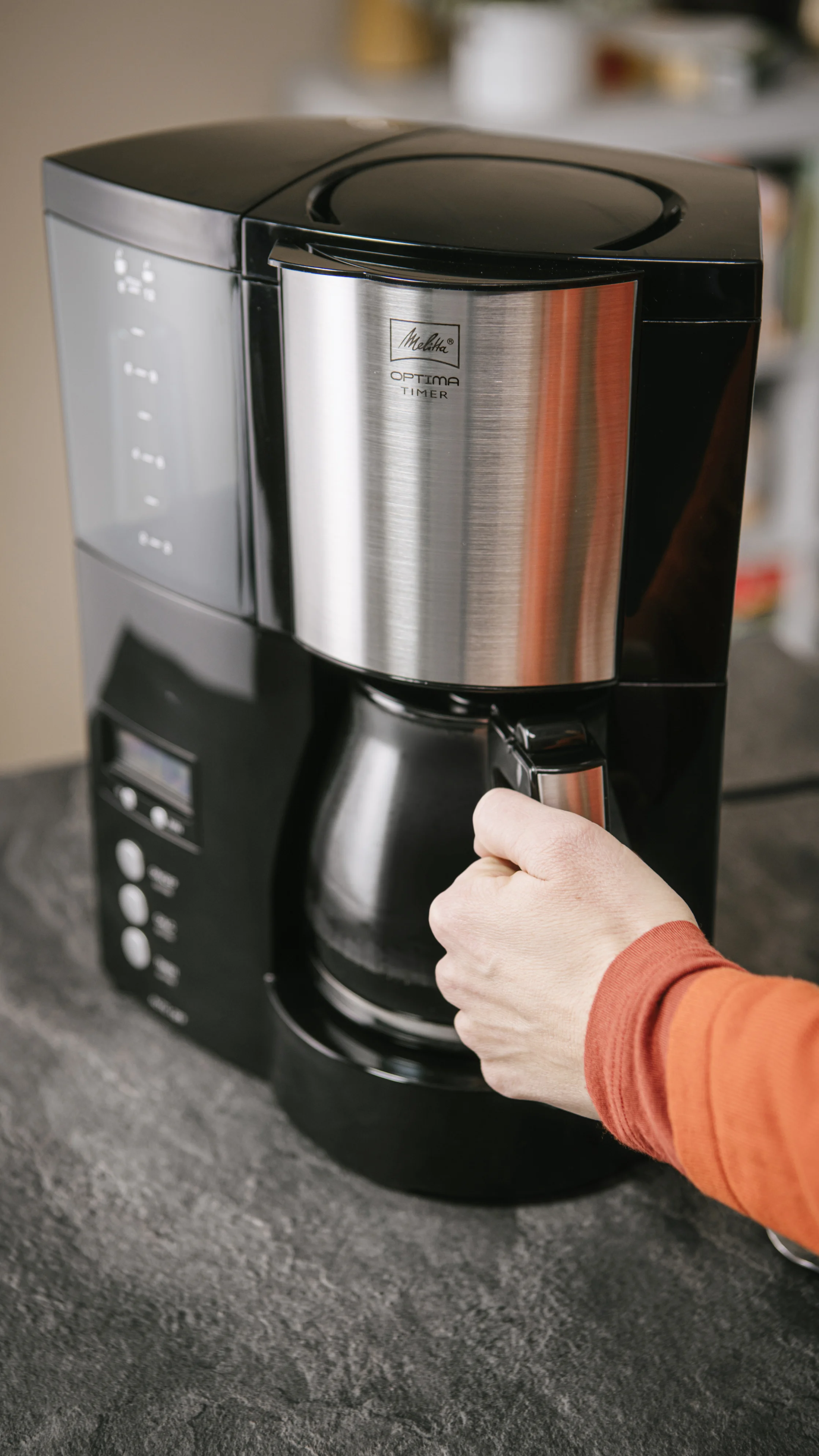 Cafetera de filtro Melitta Optima Timer con jarra de vidrio extraída manualmente