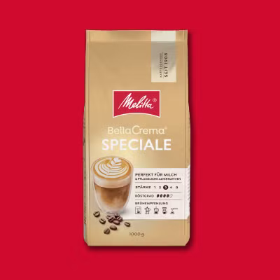 Melitta BellaCrema SpecialeKaffeepackung auf rotem Hintergrund