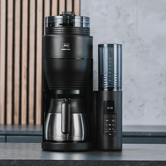 Productafbeelding van AromaFresh Therm Pro filterkoffiezetapparaat met molen, zwart - 6