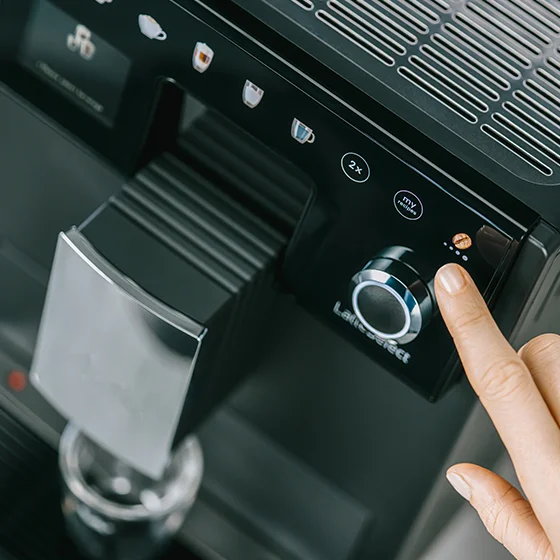 Produktbild von LatteSelect Kaffeevollautomat, Mattschwarz - 8