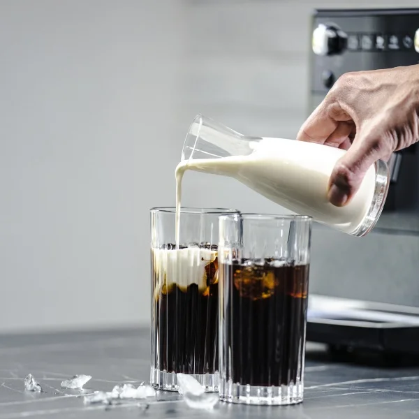 a delicious Melitta Irish Coldbrew coffee cocktail in preparation